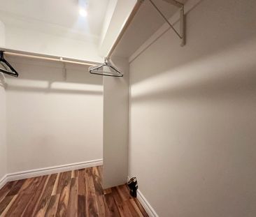 For Lease - 1236 Clyde Avenue Unit# 2, Belair Park - Copeland Park ... - Photo 2