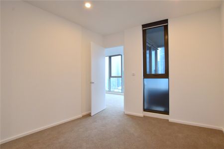 2506/81 City Road - Photo 2