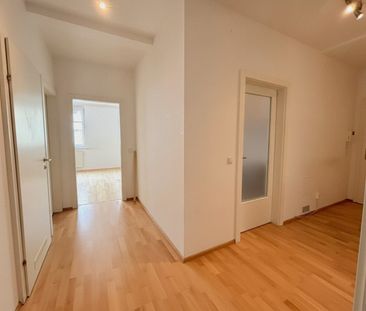 Stadtwohnung mit Balkon in den begrünten Innenhof! - Photo 4