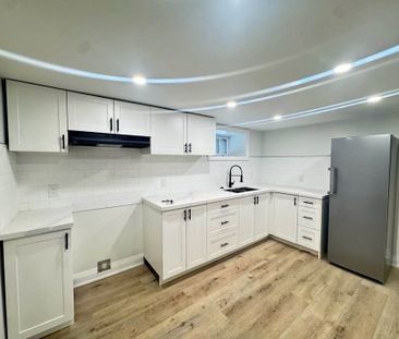 For Lease - 952 Main Street Unit# 5, Hamilton, Ontario - Photo 1