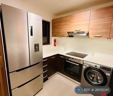 2 bedroom maisonette to rent - Photo 6