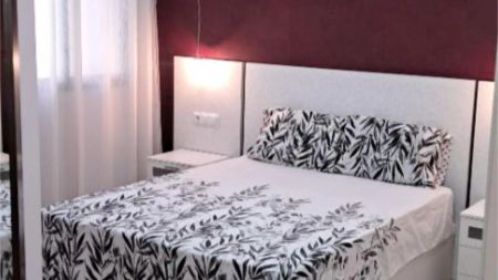 Piso de alquiler en Carrer la Carátula, 3, Ciutat Universitària - Photo 3