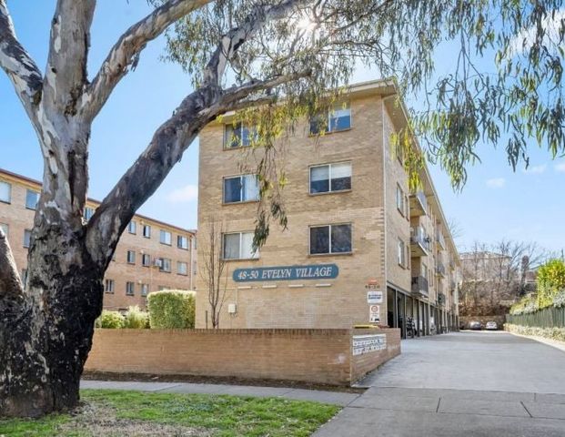 18/48 Trinculo Place, Queanbeyan - Photo 1