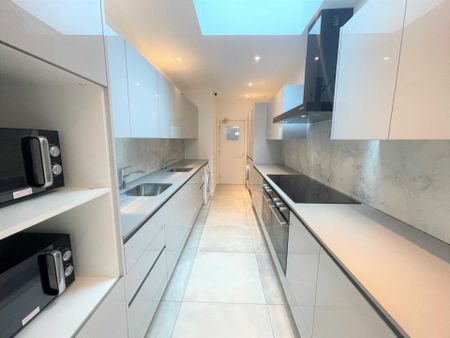 Kingsley Road, Hounslow East - Photo 3