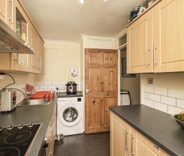 1 bedroom flat to rent - Photo 6