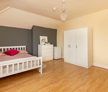 🏡 Beautiful Large Victorian House in Stoke Newington 🏡 Room 5 - Photo 6