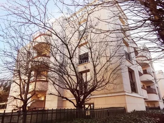 Location Appartement 3 pièces 73 m2 à Noisy-le-Grand - Photo 1