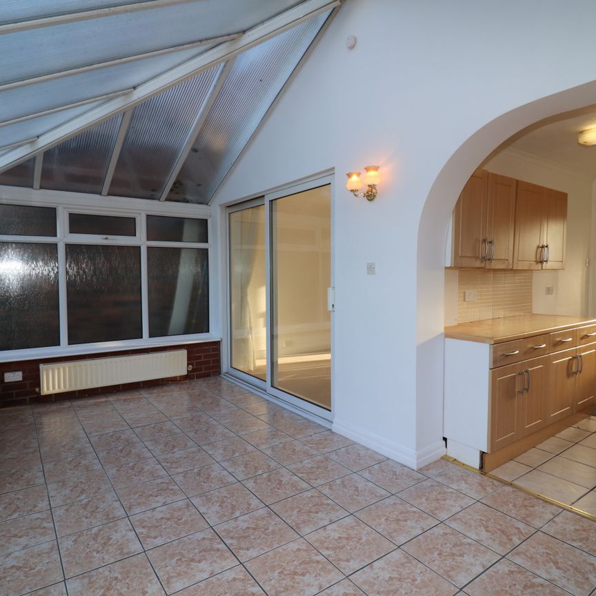 3-Bed Home in a Quiet, Family-Friendly Swinton Location - Photo 1