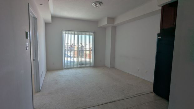 For Lease - 5705 Long Valley Road Unit# 406, Mississauga, Ontario - Photo 1