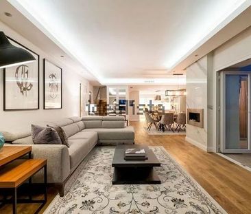 Alquiler de chalet adosado en Lugar Urbanizacion Zahara de Istan, 4 g - Photo 2