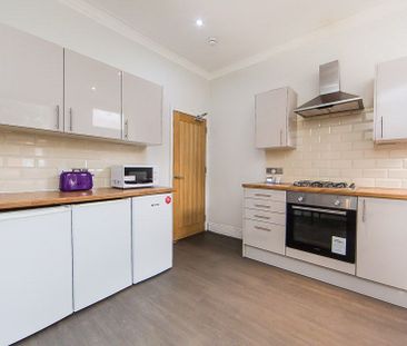 Hartley Avenue, Woodhouse, Leeds - Photo 6