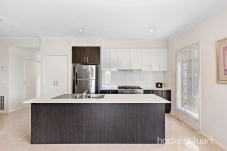 1 Dunedin Street, Mernda. - Photo 5