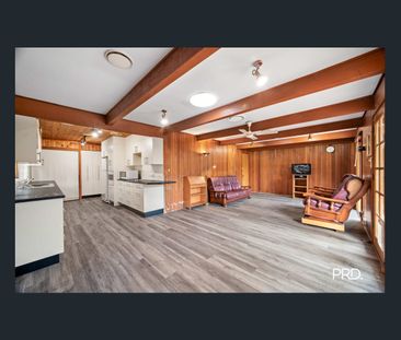 Spacious Family Home in Prime Narellan Location - Photo 1