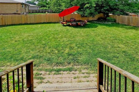 For Lease - 34 Kitimat Crescent Unit# Main, Aurora, Ontario - Photo 3