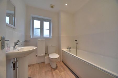 5 bedroom semi-detached house to rent - Photo 3