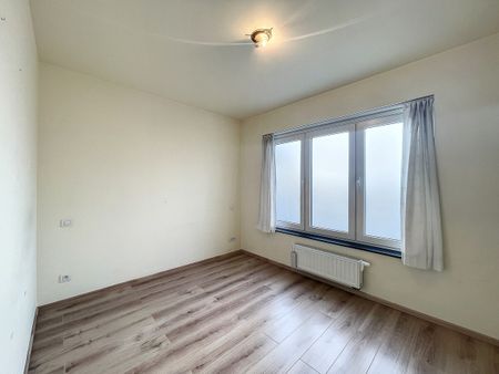 INSTAPKLAAR DUPLEXAPPARTEMENT MET 3 SLAAPKAMERS - Photo 2