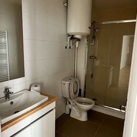 Location Appartement 2 pièces 51m² VICHY 03200 - Photo 4