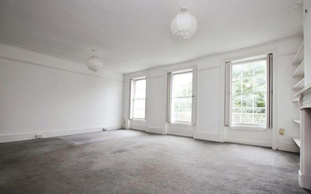 'One of a kind' three bedroom maisonette in this highly sought after location. - Photo 1