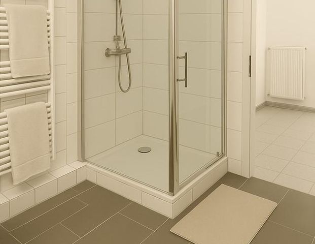 Sanierte 5 Zimmer Wohnung direkt in Friedberg mit Aufzug, Küche, großer Dachterrasse - Photo 1