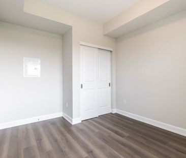 For Lease - 3220 William Coltson Avenue Unit# 1403, Oakville, Ontario - Photo 4