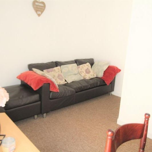 4 bedroom house to rent - Photo 1