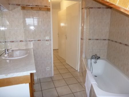 Location Appartement 2 pièces 60m² - Photo 3