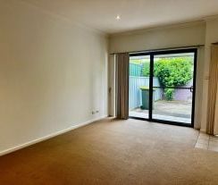 Neat & Tidy Two-Bedroom Villa in Convenient Broadmeadow Location - Photo 3