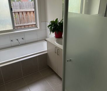 Point Cook - Photo 1