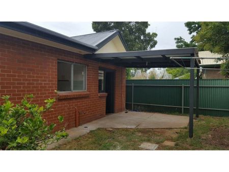 25A Stephens Avenue, TORRENSVILLE - Photo 2