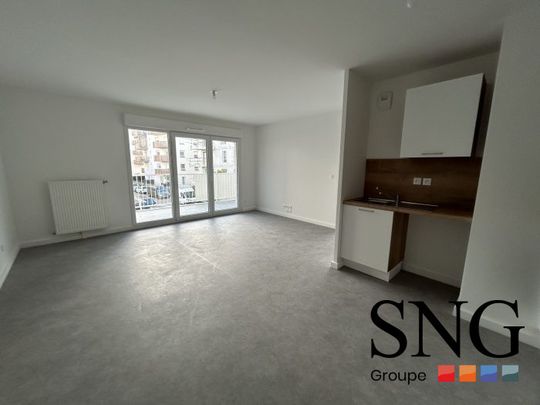 T4 AVEC BALCON + PARKING - Photo 1