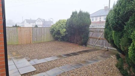 First Avenue, Morpeth, NE61 - Photo 3