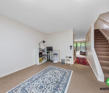 2/2 Archibald Street, Lyneham - Photo 1