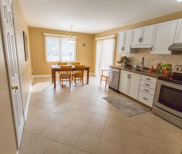 For Lease - 72 Forest Avenue, Wasaga Beach, Ontario - Photo 5