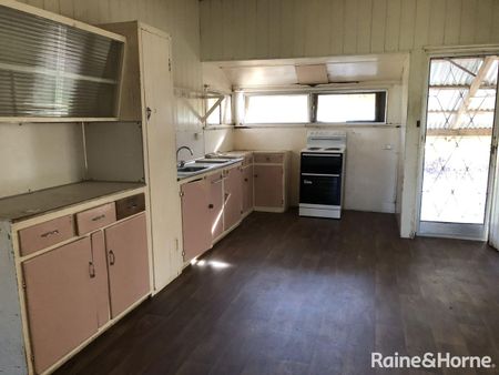 Home is Where the Heart Is - Simple Country Living - Photo 3