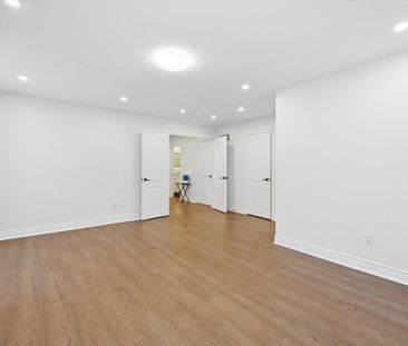 For Lease - 4805 Thomas Alton Boulevard, Burlington, Ontario - Photo 1