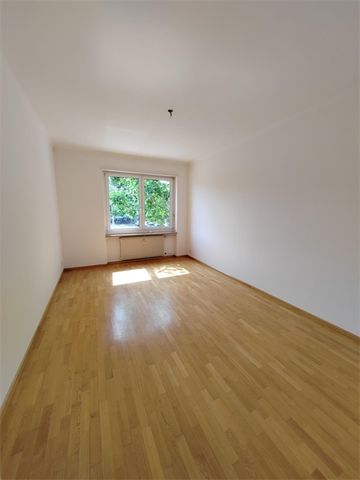 Location Appartement 4 pièces 142m² - Photo 2