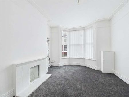 Brisbane Avenue, Wallasey, CH45 - Photo 2