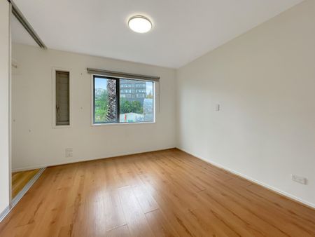 Perfect Parnell Townhouse - Photo 2