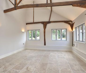 2 bedroom barn conversion to rent - Photo 5