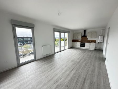 Location Appartement 3 pièces 70m² - Photo 4