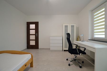 2 pok. z klimatyzacją przy UM, parking, ul. Chodźki - Zdjęcie 5