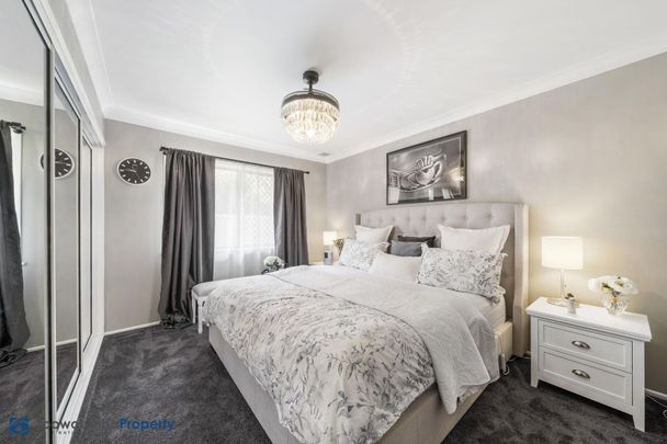 YOU KNOW YOU WANT IT! - Photo 1