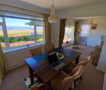 2 Bed Bungalow, Warren Close, BN2 - Photo 2