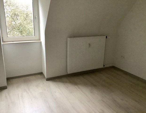 2-Zimmer-Dachgeschoß-Wohnung! - Photo 1