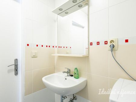 Pronájem bytuRenting an apartment 1+1, 29 m2 - Photo 5