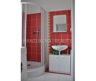 Pronájem bytu 1+kk a garsoniéry 21 m², Lipenská, České Budějovice - Photo 6