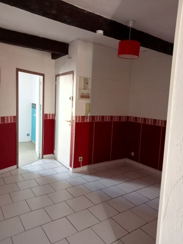 Location Appartement 2 pièces 32m² TOULON 83000 - Photo 3