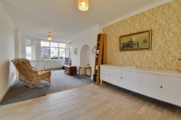 4 bedroom house to rent - Photo 1