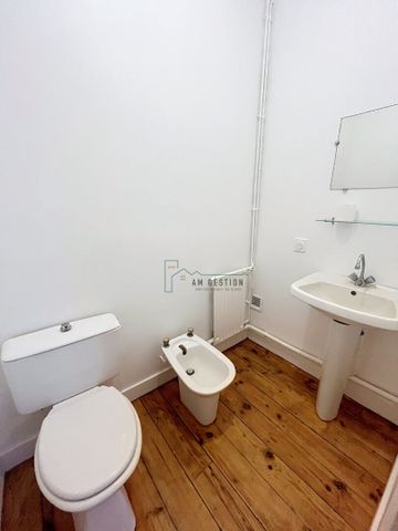 Location Appartement 3 pièces 92m² - Photo 4