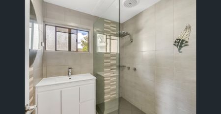 Stylish Two Story Family Home - Photo 3